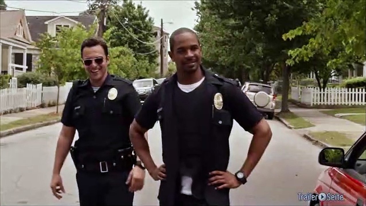 Ausschnitt aus Lets Be Cops: Nicht Total Illegal