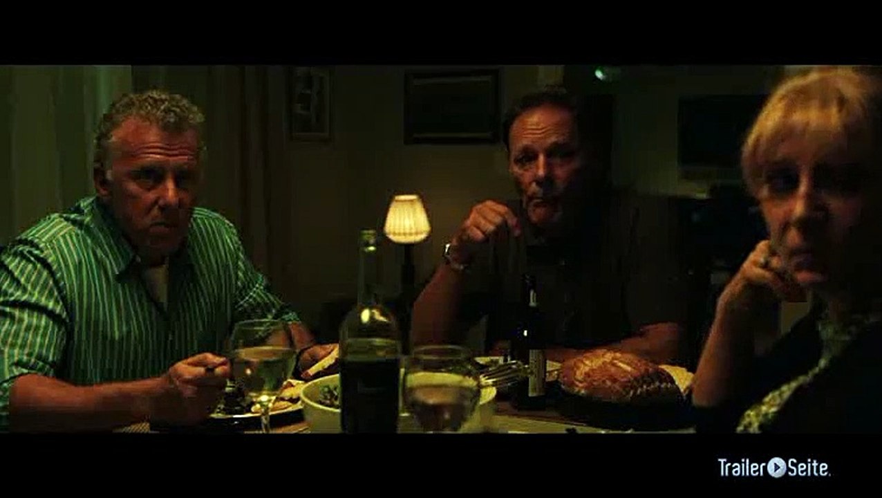 Ausschnitt aus whiplash: abendessen
