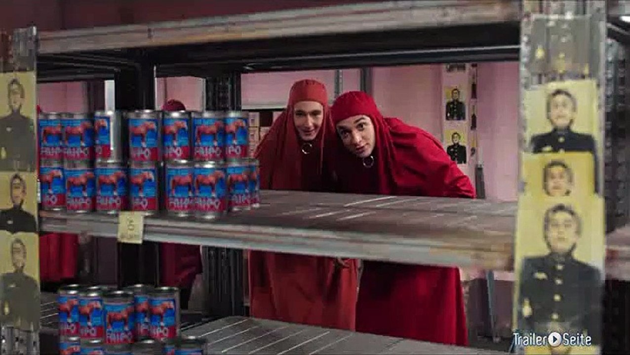 Ausschnitt aus Jacky Im Königreich Der Frauen: Im Dorfladen