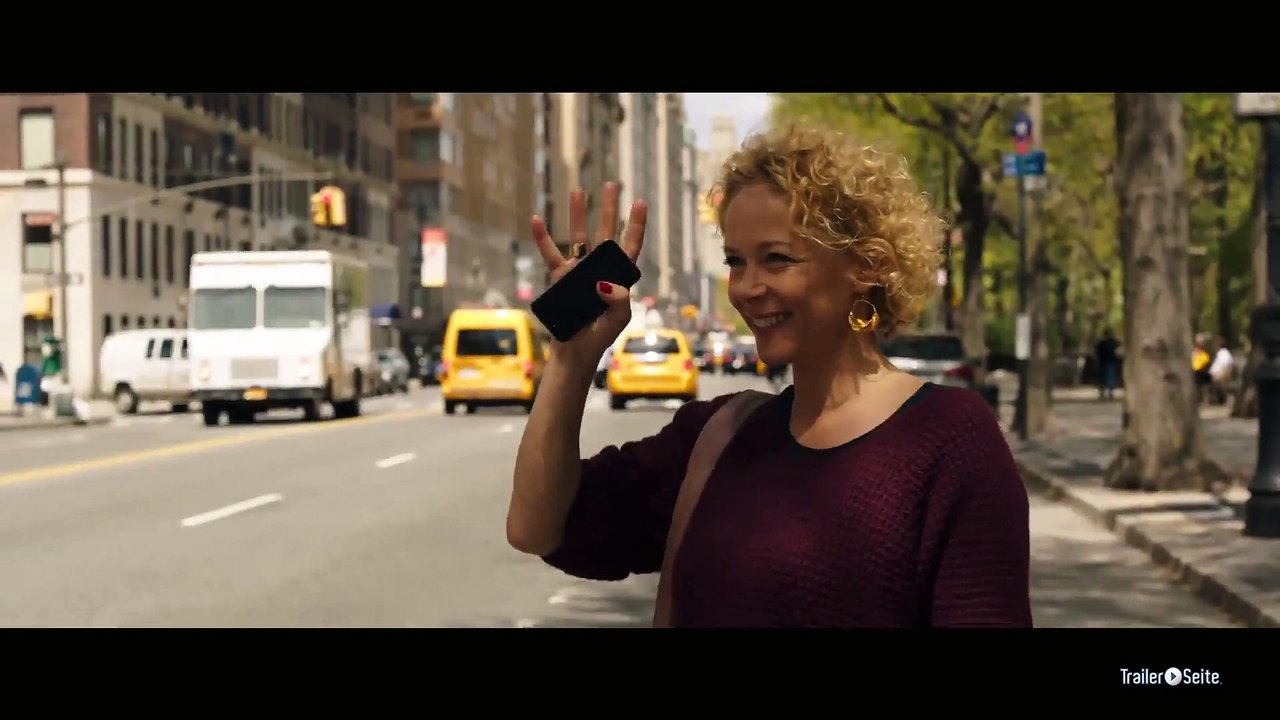 Ausschnitt aus Die Abhandene Welt: Sophie singt