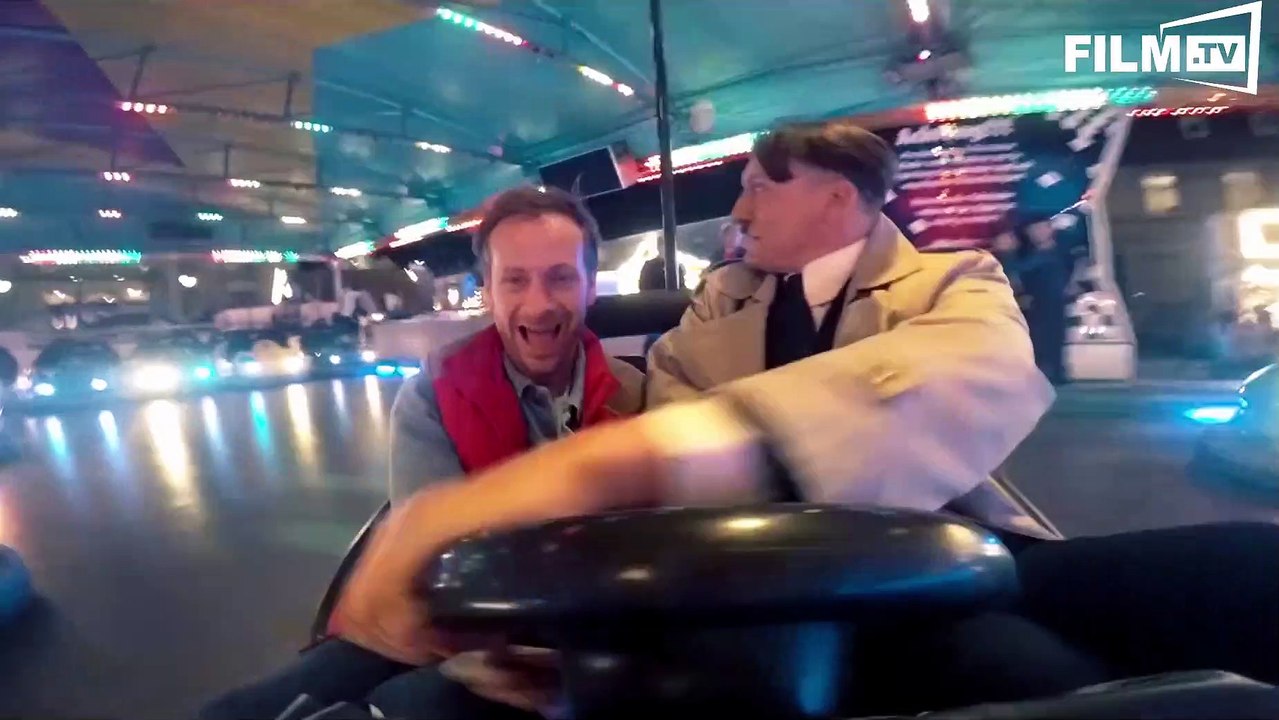 Er Ist Wieder Da Trailer Deutsch German (2015) 3