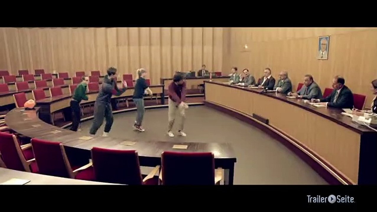 Ausschnitt aus Dessau Dancers: Das Vortanzen