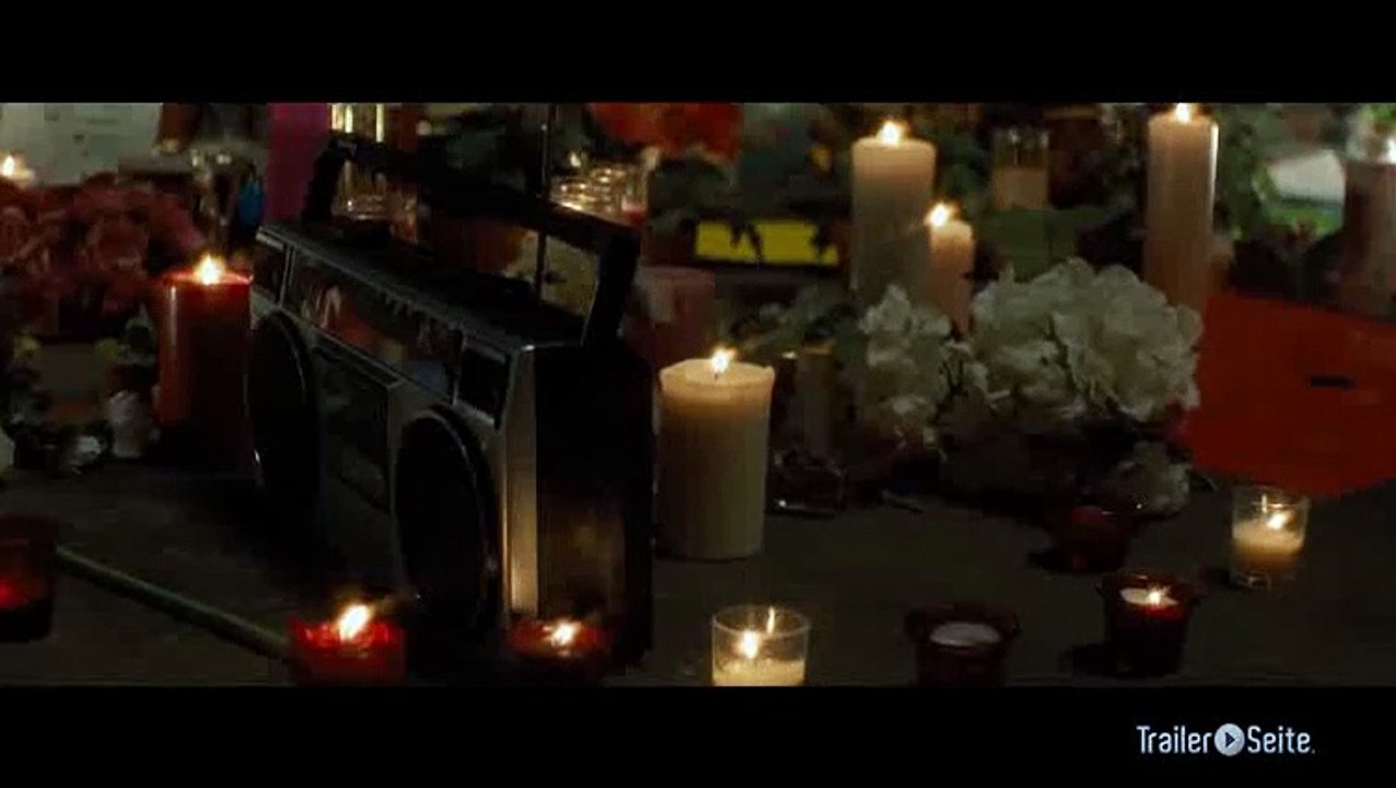 Ausschnitt aus Warte Bis Es Dunkel Wird: Die Gedenkfeier