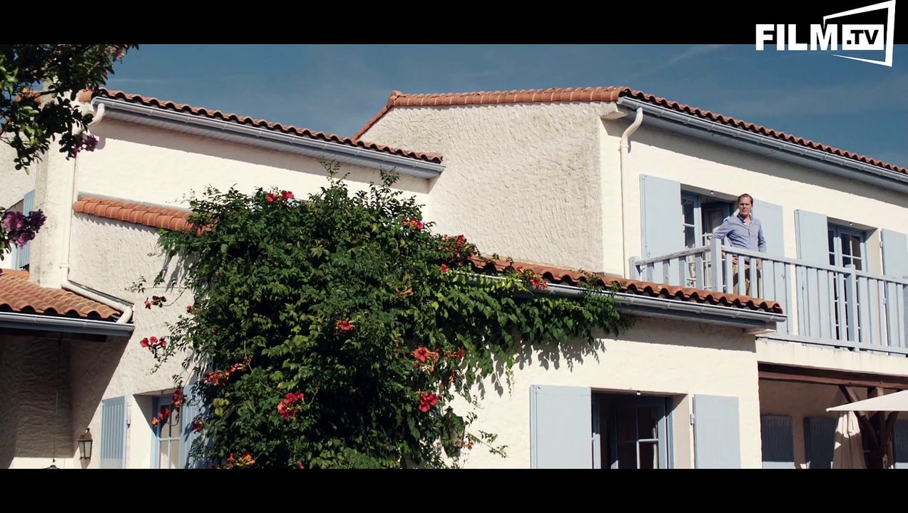 Im Sommer Wohnt Er Unten - Trailer - Filmkritik (2015) - Trailer