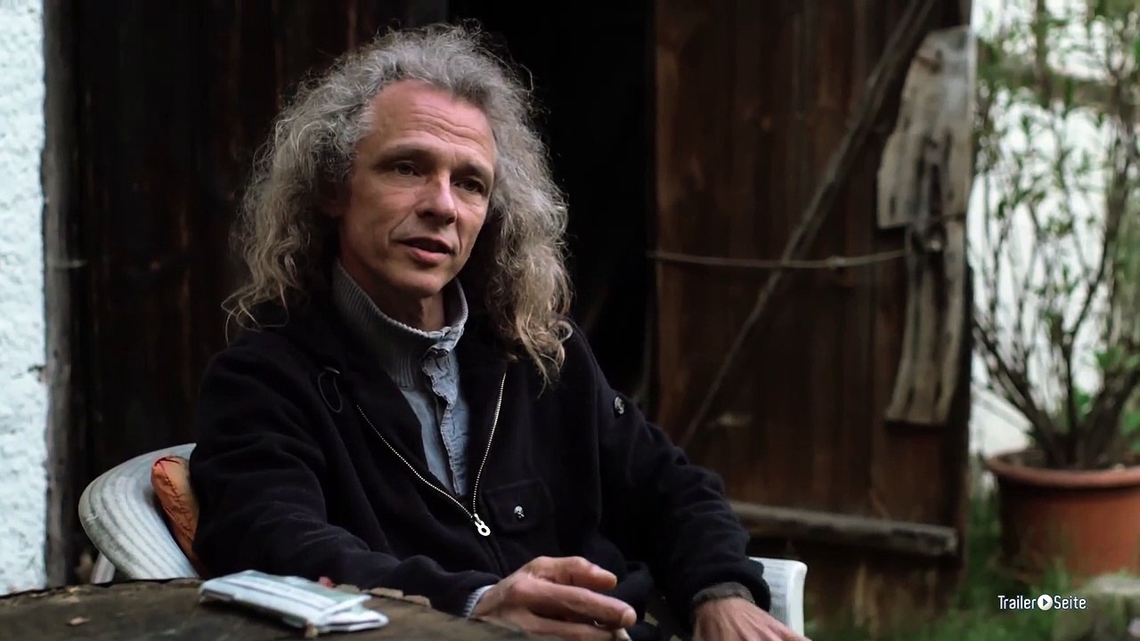 Striche Ziehen Trailer (2015)