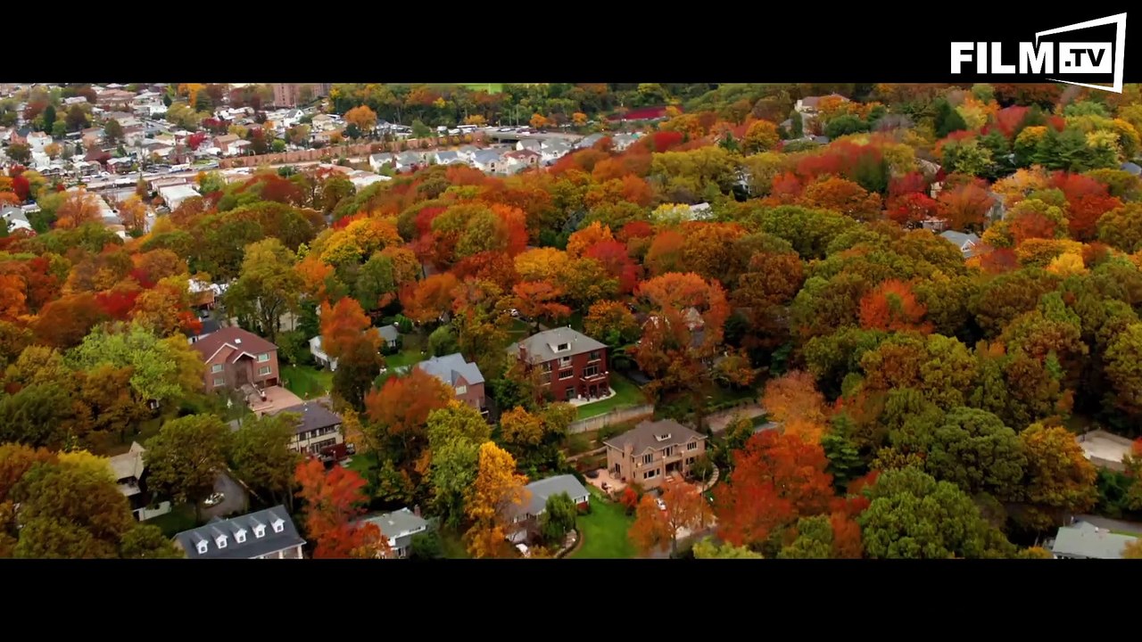 DUFF - Hast Du Keine, Bist Du Eine - Trailer - Filmkritik (2015) - Trailer 1