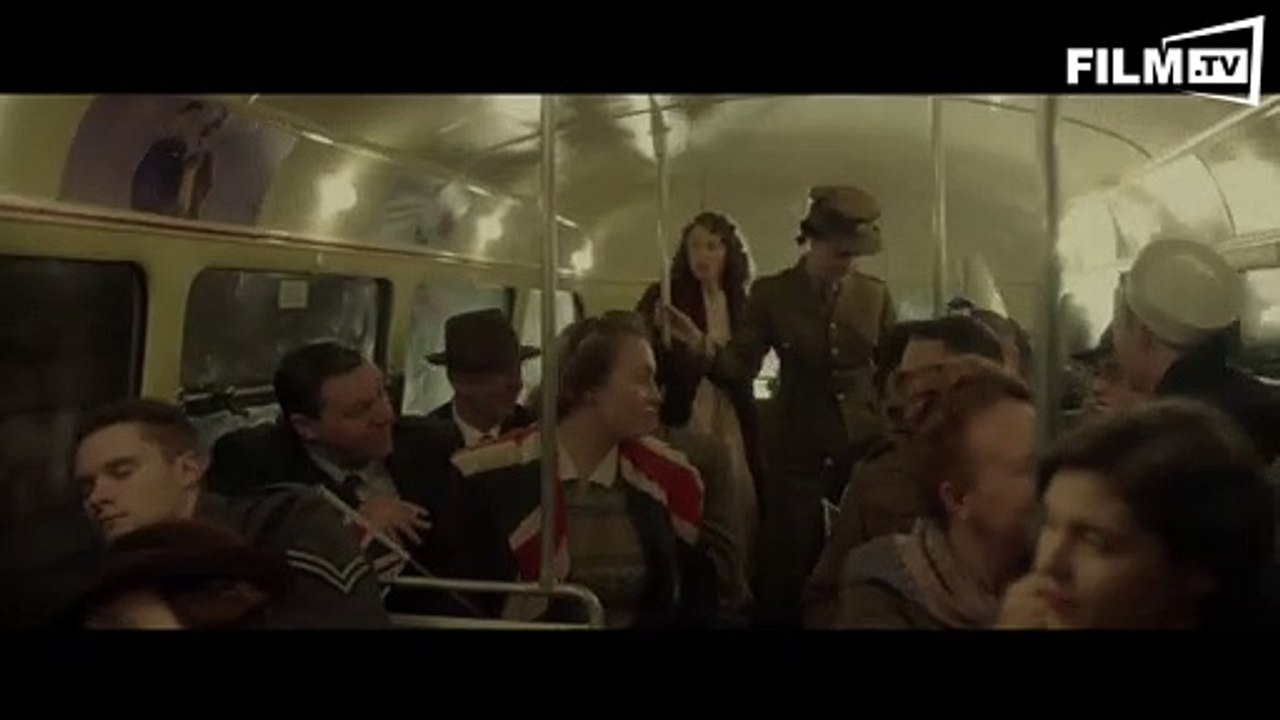 A Royal Night - Ein Königliches Vergnügen - Trailer - Filmkritik (2015) - Clip 1
