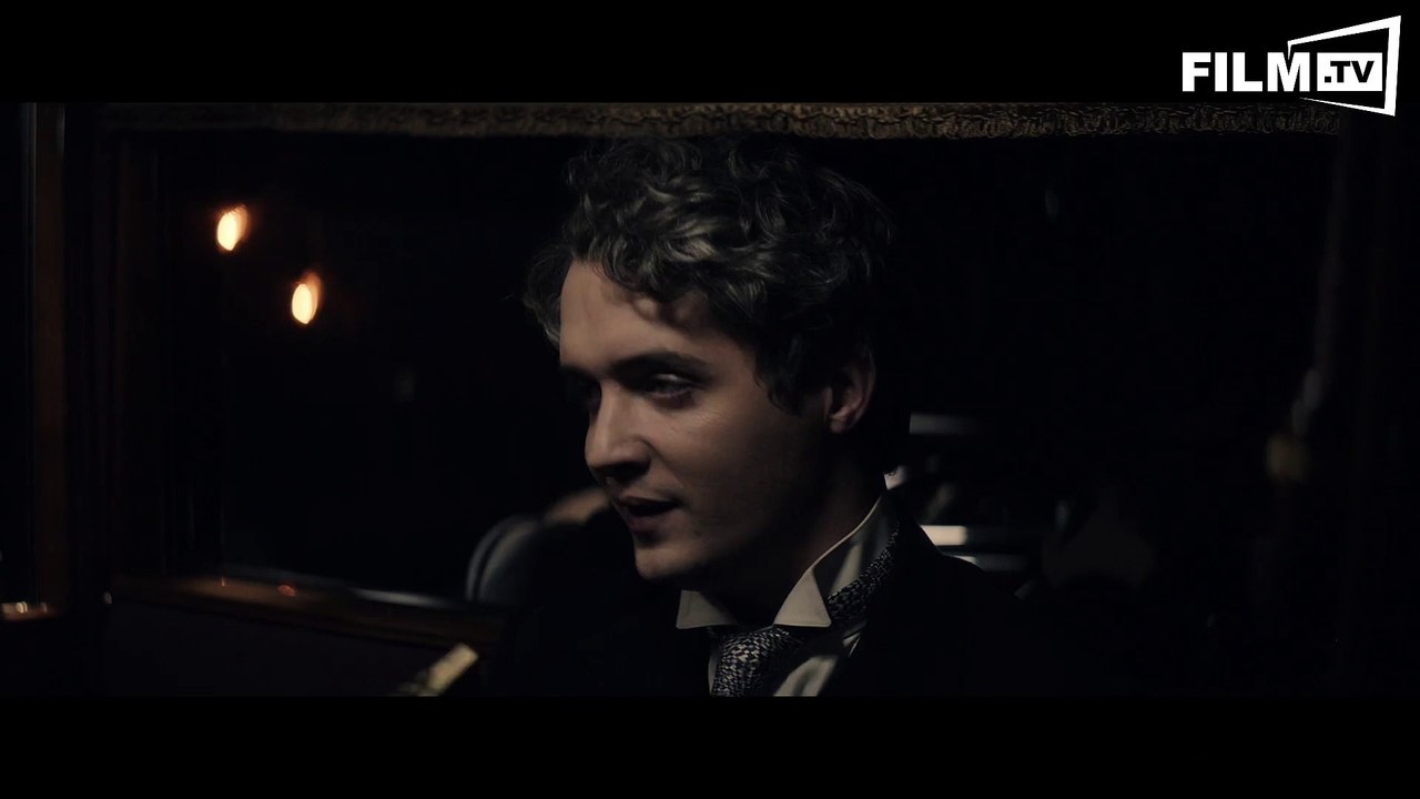 Madame Marguerite Oder Die Kunst Der Schiefen Töne Trailer (2015) - Clip 1