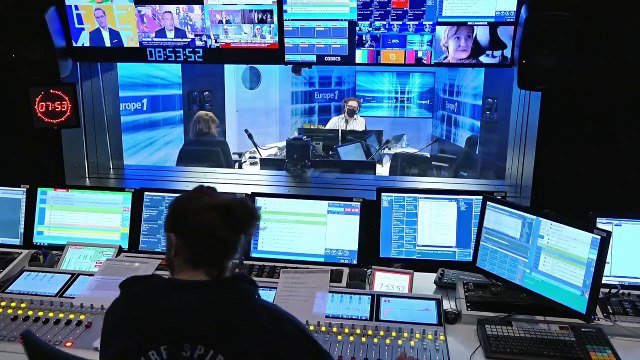 François Bayrou : Sarah El Haïry est la Kylian Mbappé du Modem ! (Canteloup)