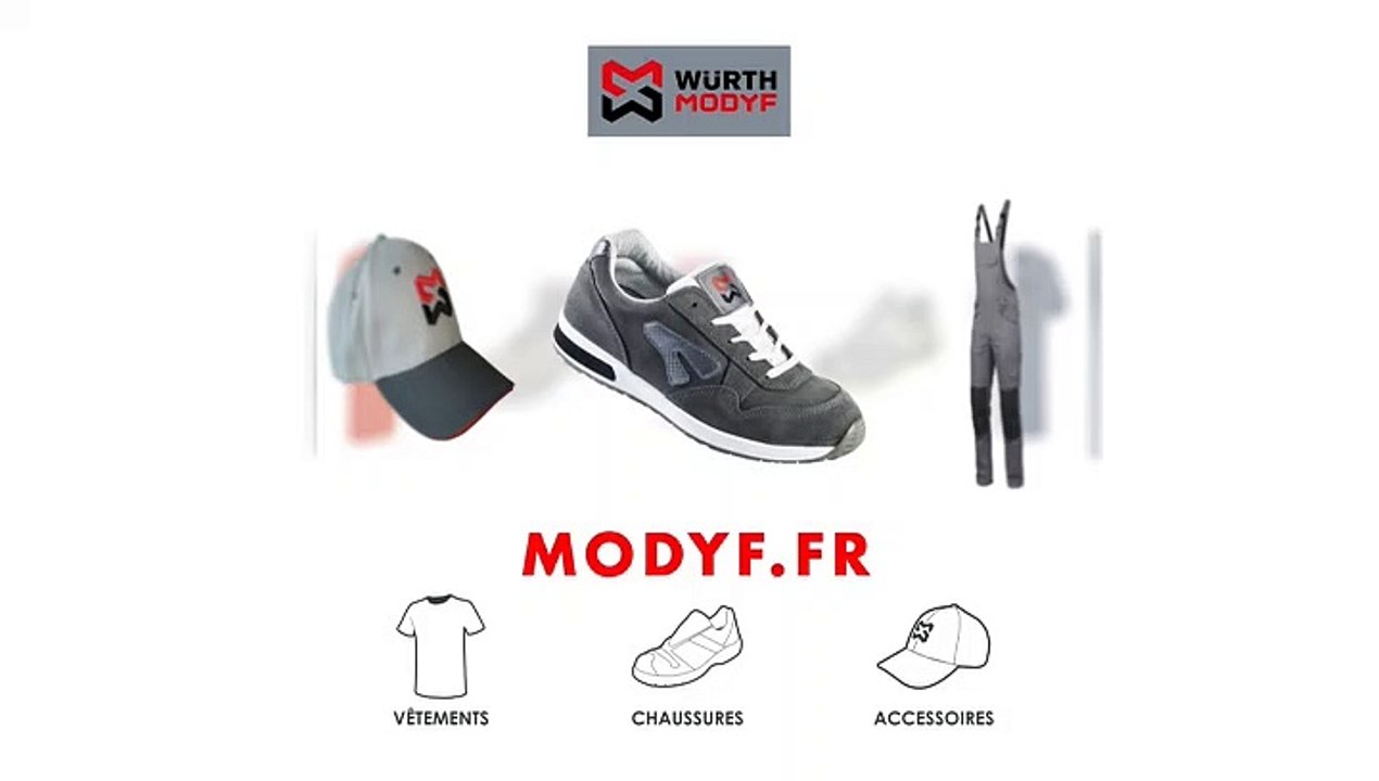 Générique de "Téléfoot" présenté par Grégoire Margotton et Bixente Lizarazu sur TF1