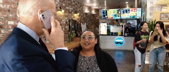 Joe Biden'ın reklam kampanyası sesi Brad Pitt oldu