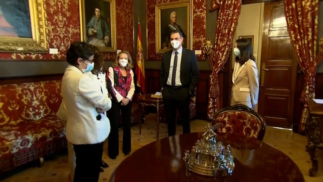 Sánchez dirige desde el Senado la Conferencia de Presidentes vía telemática