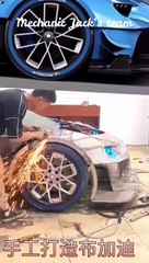 Cette équipe construit à la main une réplique de la Bugatti 3 Vision Gran Turismo