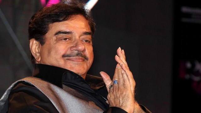 Shatrughan Sinha backs Tejashwi’s 10 lakh jobs promise