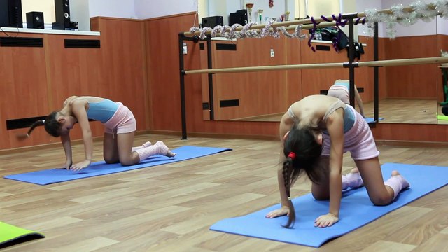 Training Stretching, Dancer. Splits Flexibility. Flexibility and Gymnastics Videos