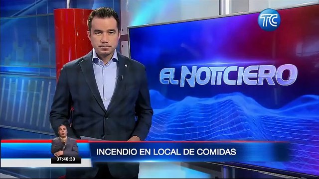 Un local de comidas quedó carbonizado en el norte de Quito