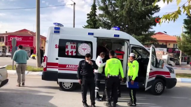 - Burdur'da trafik kazası: 2' si çocuk 7 kişi yaralandı.