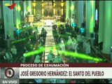 Así extrajeron el moisés con los restos del Santo del Pueblo José Gregorio Hernández