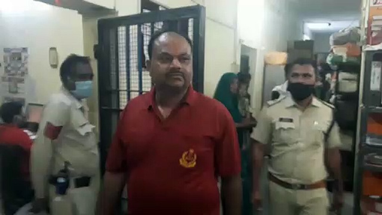 थाना चिमनगंज पुलिस द्वारा लगभग 15 किलो मादक पदार्थ (गांजा) बरामद