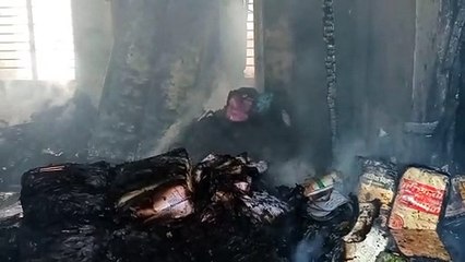 सुभाष हायर सेकेंडरी स्कूल में अज्ञात कारणों से लगी आग