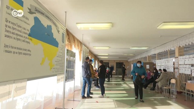 Сильные мэры, слабый Зеленский: что показали местные выборы в Украине (26.10.2020)