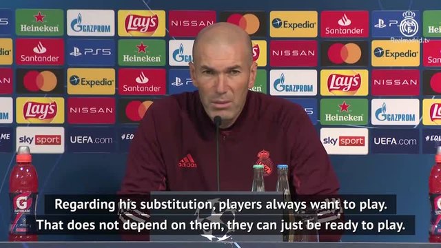 Zidane not worried by Isco's grumbles over lack of playing time