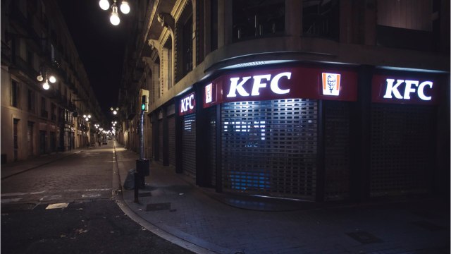 KFC Bringing Back Popular Fireplace Logs