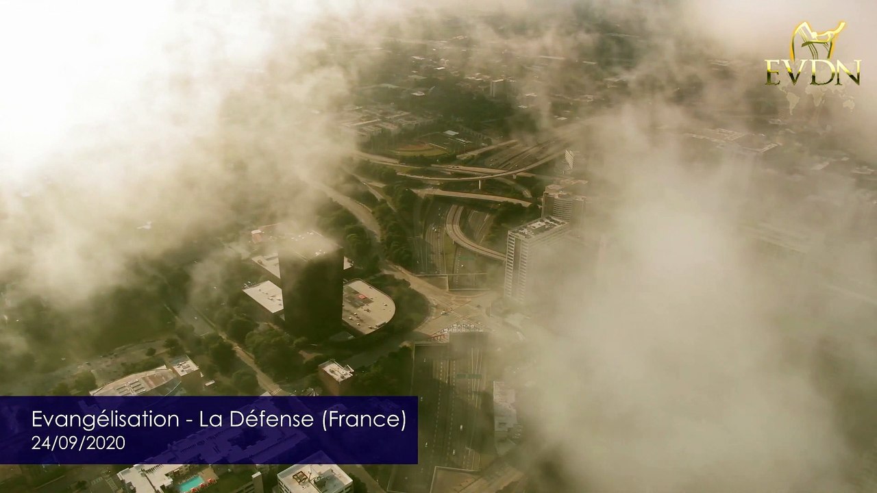 Malheur à la terre ( Hervé Cabréra - La Défense - 24 09 2020)