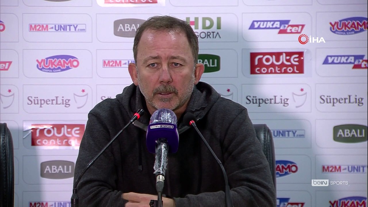 Sergen Yalçın: “Beşiktaş tarihinin en zor antrenörlük görevini ben yapıyorum”