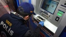 ATM’nin içindeki gizli düzenek düşünce soygun ortaya çıktı