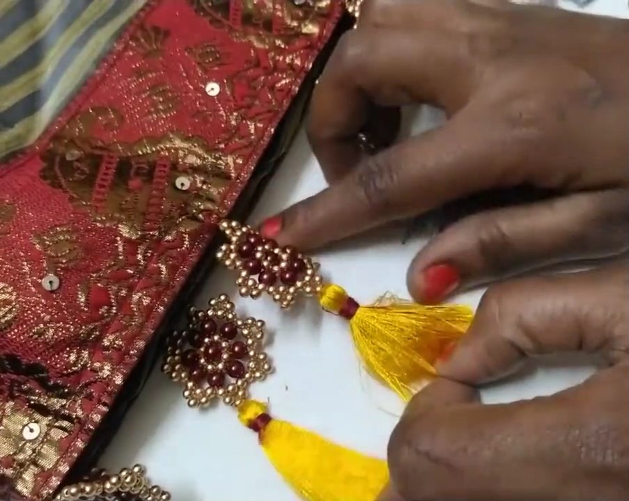 saree fashion designs and kuchu work