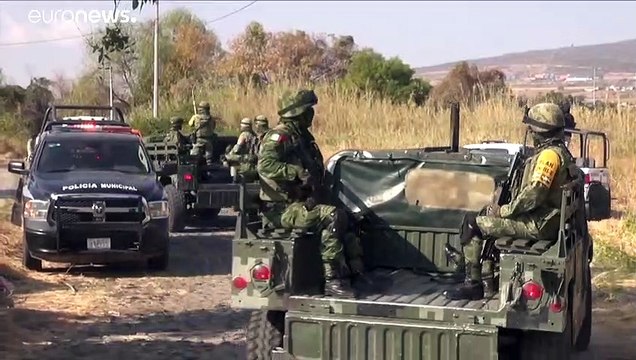 Descubren 59 cadáveres en fosas clandestinas en México