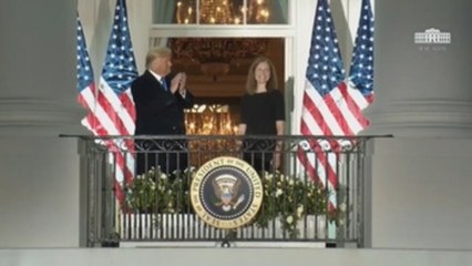 Trump logra colocar a Barrett en el Supremo a una semana de las elecciones