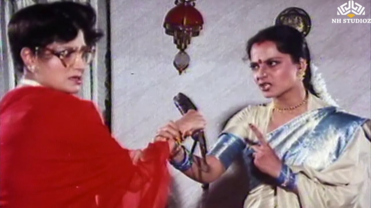 Rekha Ne Saas Ko Sikhaya Sabak | Biwi Ho To Aisi (1988) | Rekha | Bindu | Bollywood Movie Scene