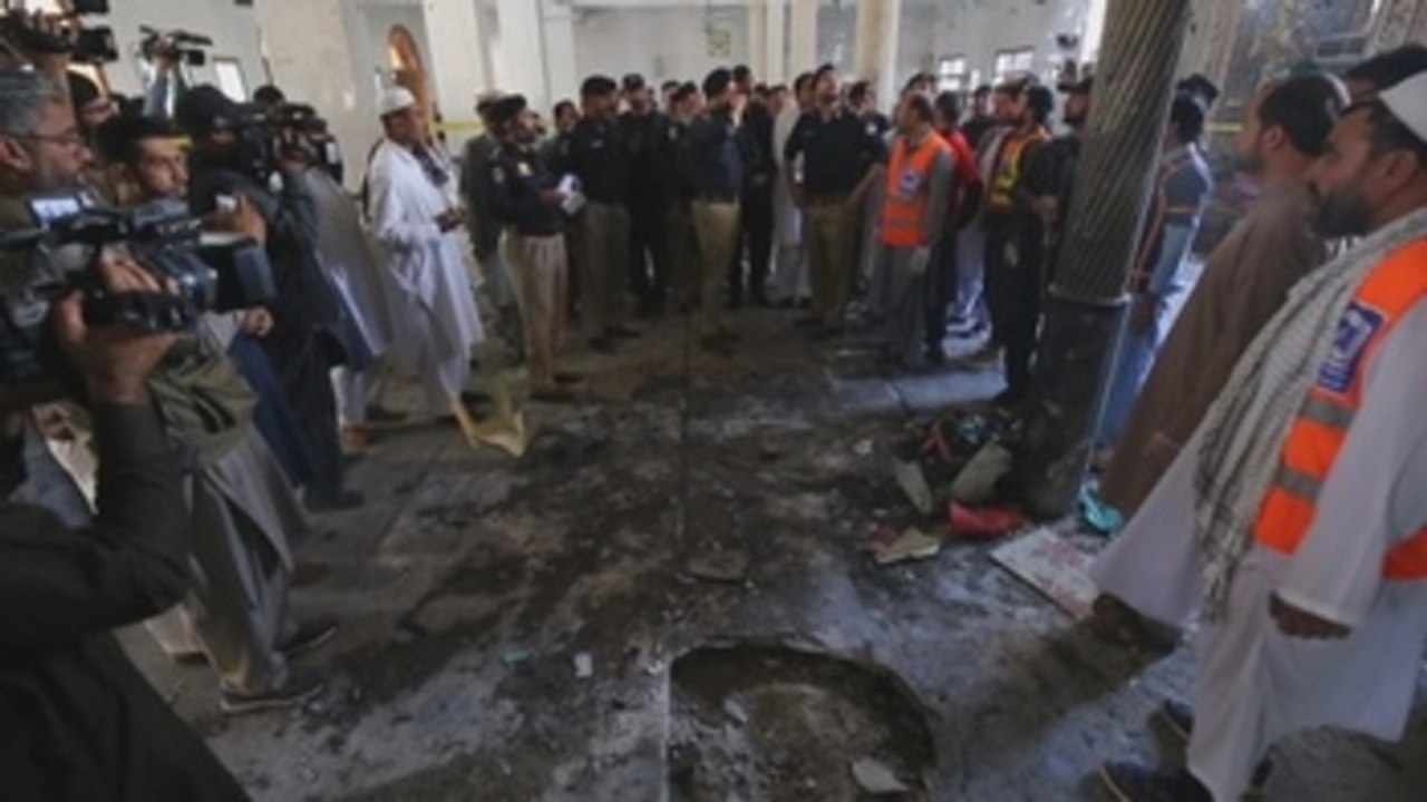 Al menos siete muertos y 70 heridos en un atentado en seminario de Pakistán