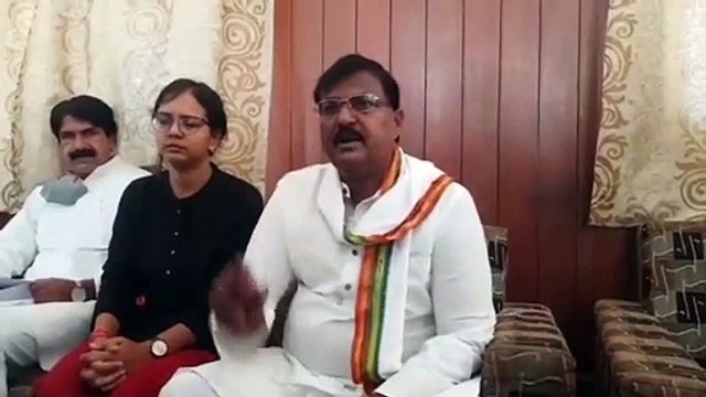 अब कांग्रेस ने की इंदौर कलेक्टर को बदलने की मांग, कहा नहीं हो रहा निष्पक्ष चुनाव