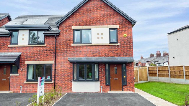 Munn PPS119 6a Edward Gardens (1)