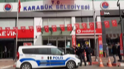 -  Karantinadan çıkıp depozitesini almak için belediyeye gelince yakalandı