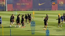 Último entrenamiento del Barça antes de viajar a Turín