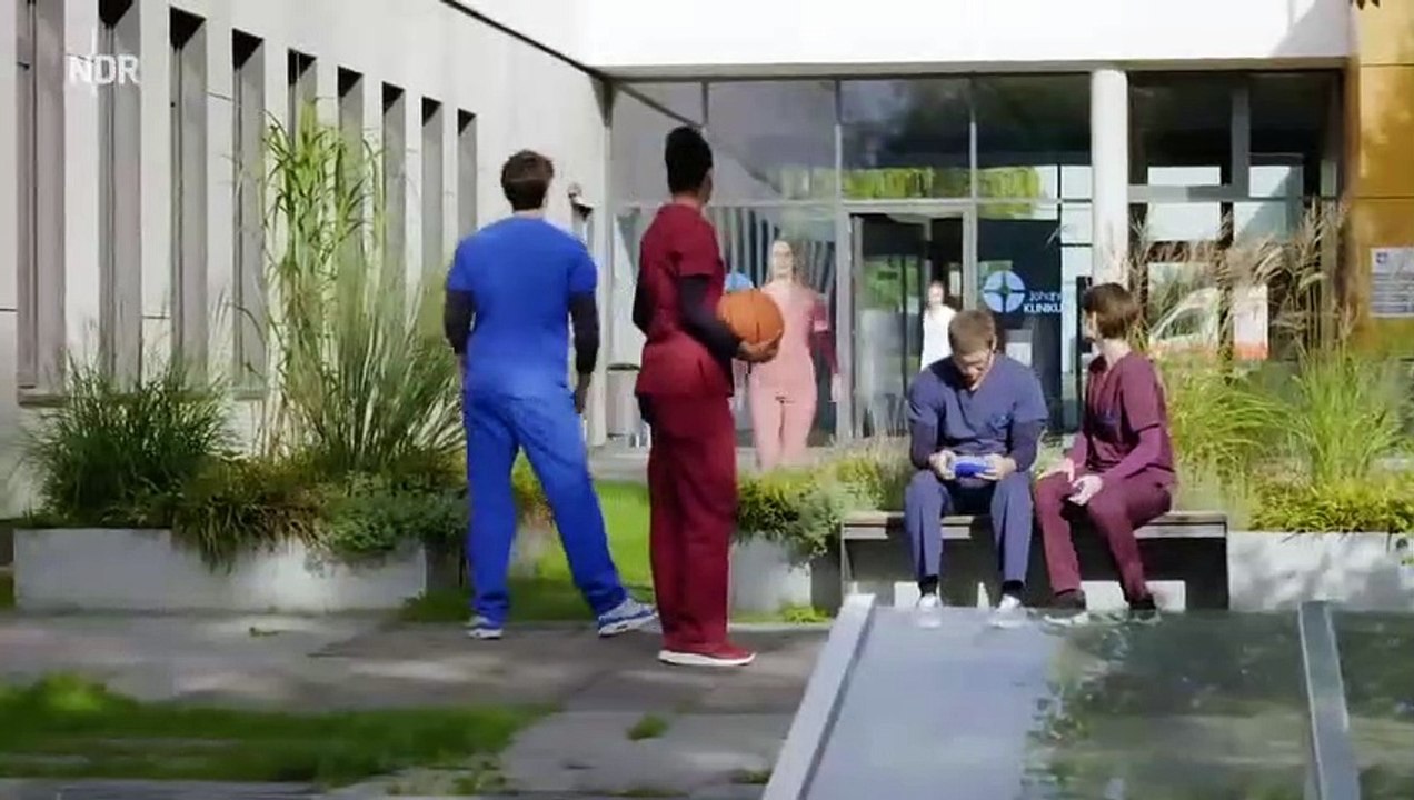 Überleben (85) - In aller Freundschaft - Die jungen Ärzte