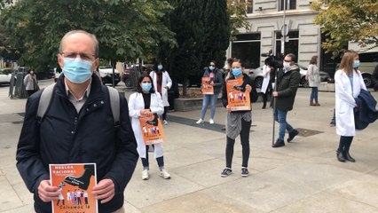 Manifestaci´ón ante el Congreso de los médicos en huelga