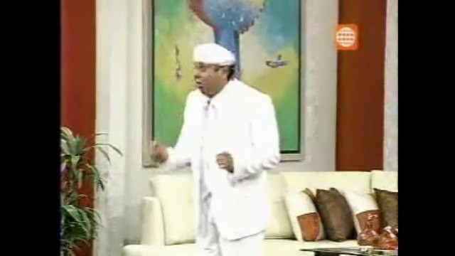 Teatro desde el teatro - Un angeloto cayo del cielo(parte 02)