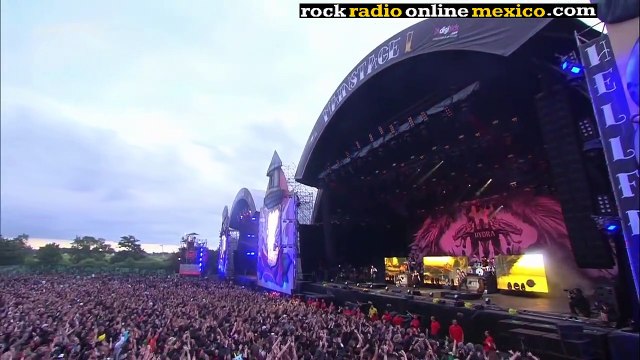 Within Temptation ft. Tarja Turunen- Paradise (Waht About Us) (Live)