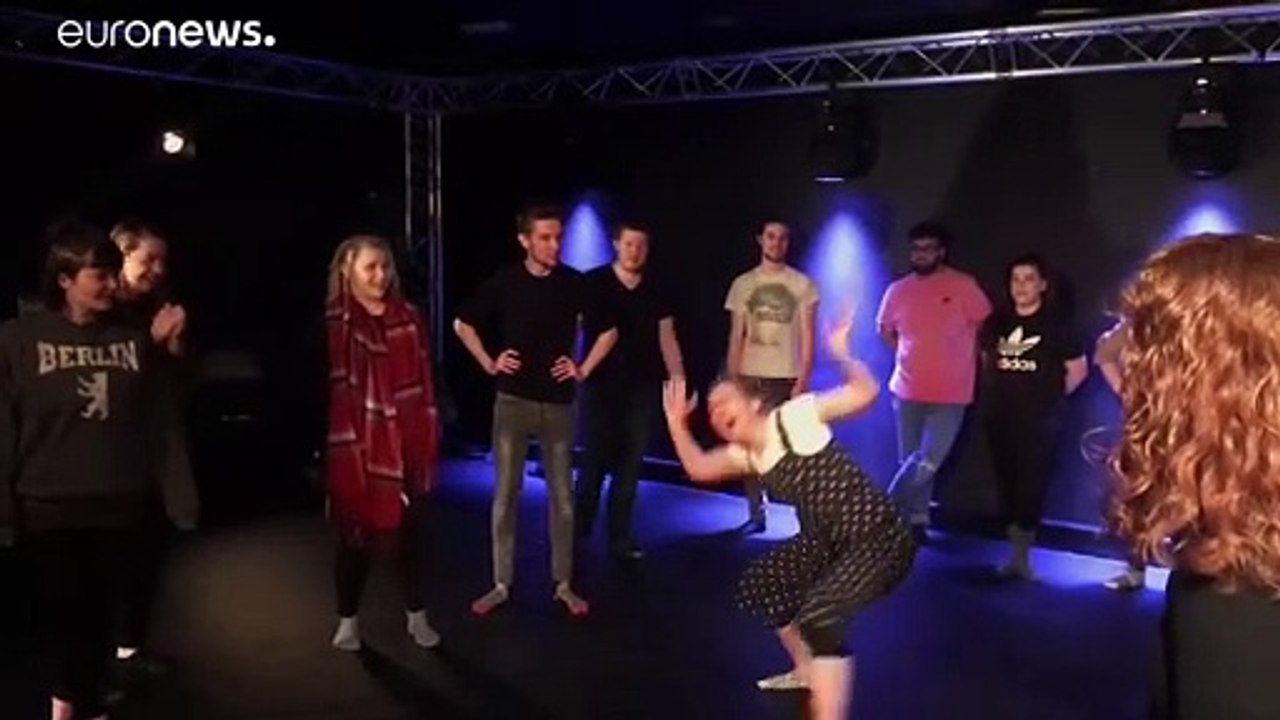 Virtuelles Theater dank immersiver Telepräsenz