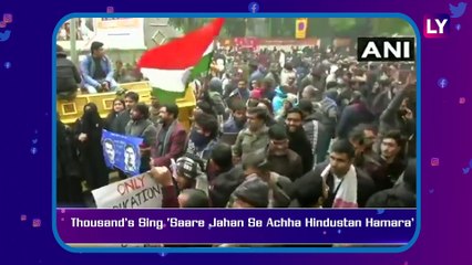 CAA Protester In Delhi Gives A Red Rose To An Armed Policeman & Other Trending News