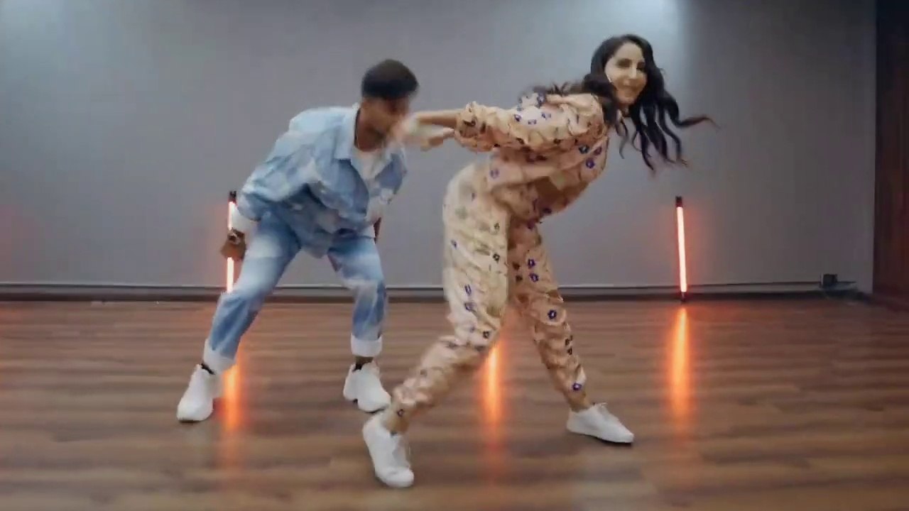 Naach Meri Rani ft. Nora Fatehi Awez Darbar Choreography | DK Status