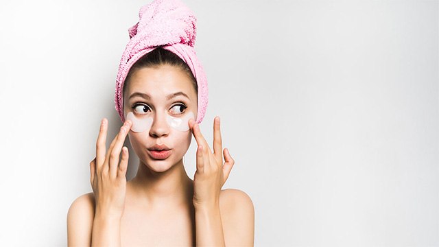 ड्राई स्किन के लिए घरेलू उपाय | ड्राई स्किन के लिए क्या करें | Dry Skin Care | Boldsky