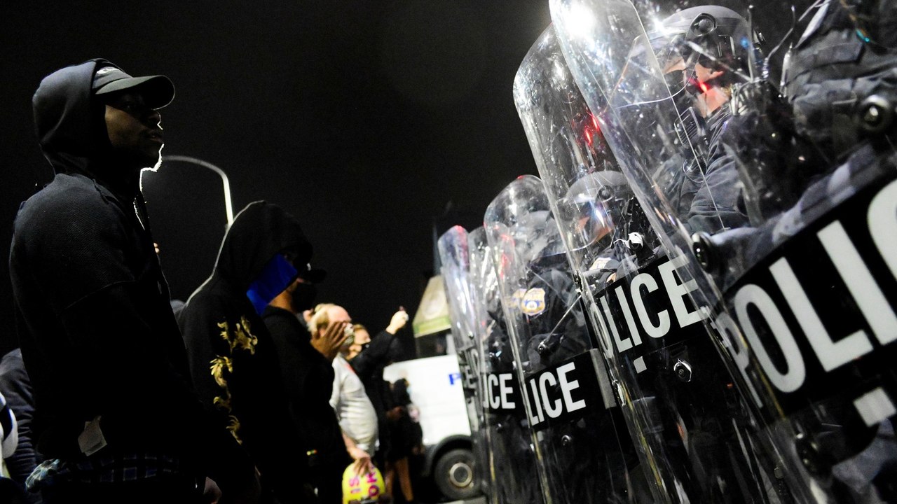 Second night of unrest in Philadelphia after US police shooting