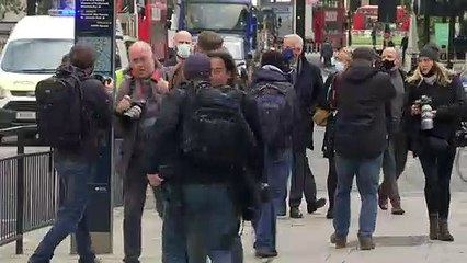 Michel Barnier attends trade talks in London