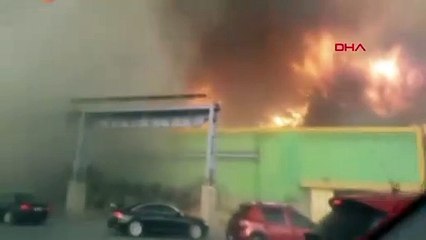 Hatay'da inanılmaz görüntüler! Hortumun uçurduğu aracın içinde dehşeti yaşadı